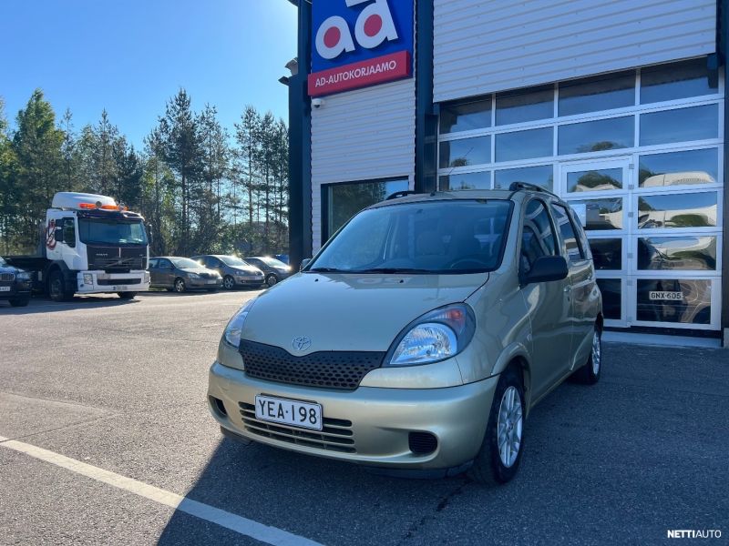 Toyota Yaris Verso